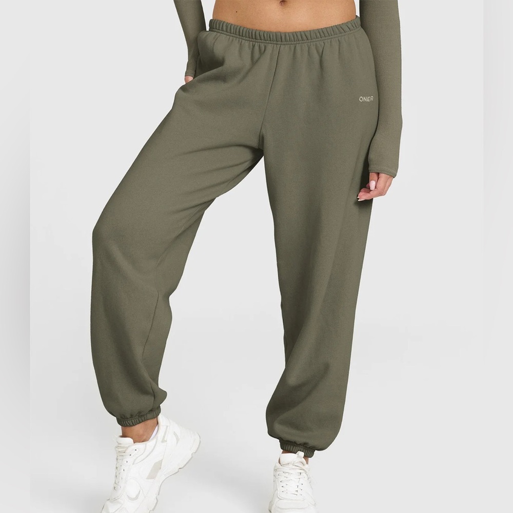 Oner Active Olive Green Relaxed Jogger Pants